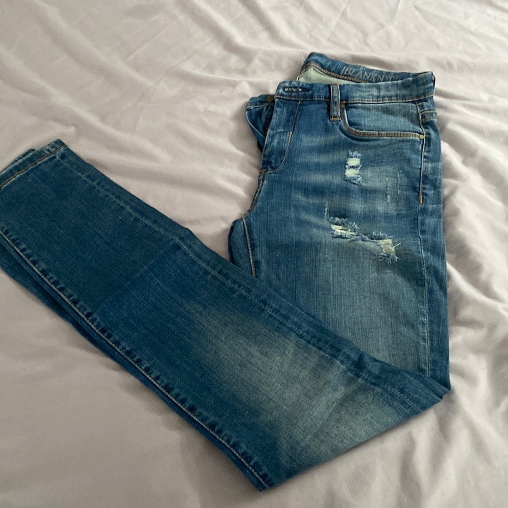 Never worn Blank NYC Skinny Jean